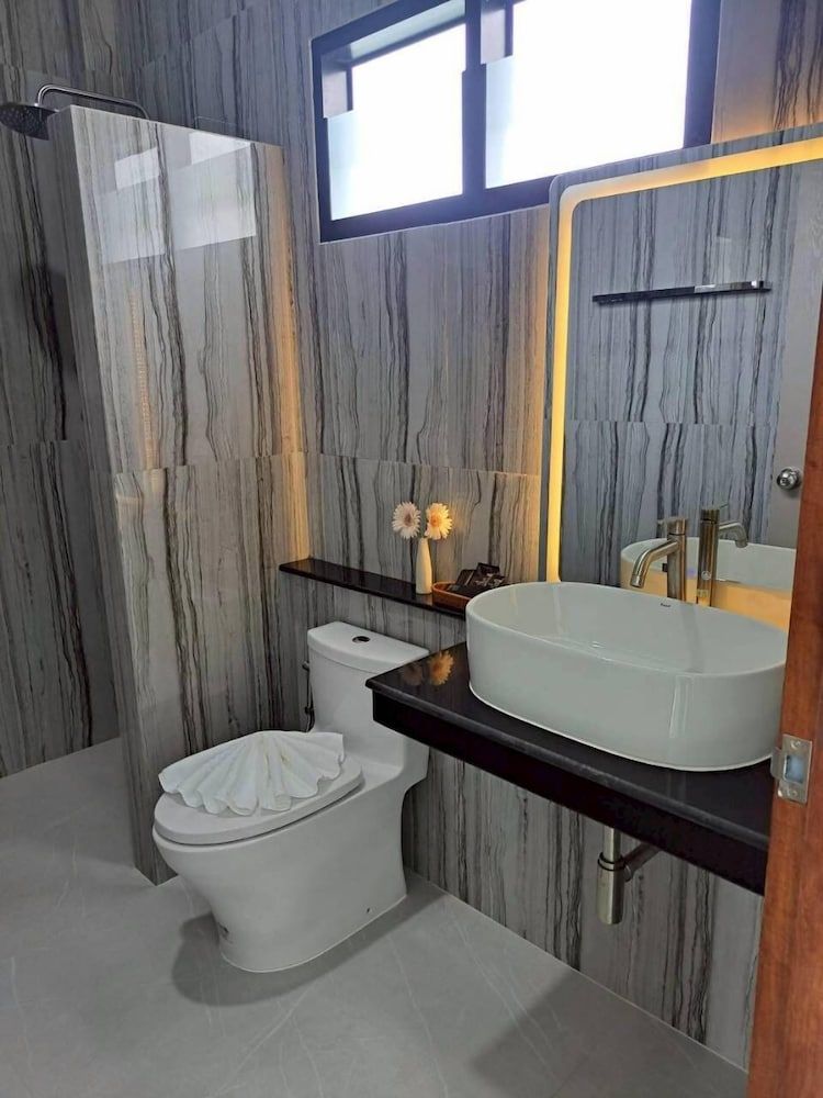 Naisuan villa Family Villa, 4 Bedrooms, Pool Access, Pool View 10