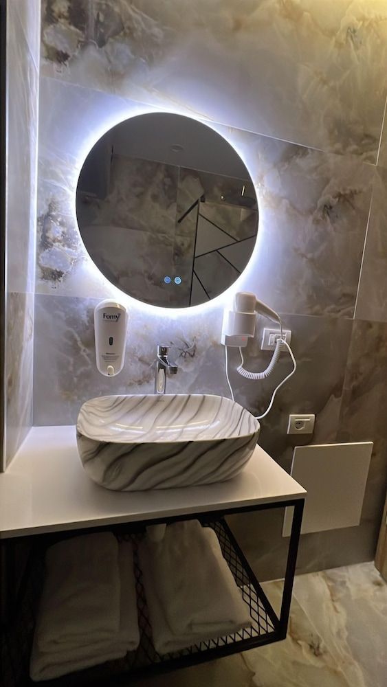 Hotel Arberia Deluxe Double or Twin Room, City View 4