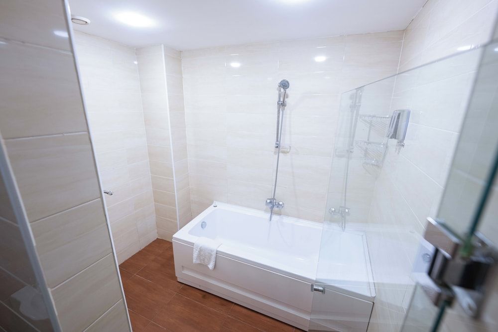 Innab Inn Standard Twin Room 3