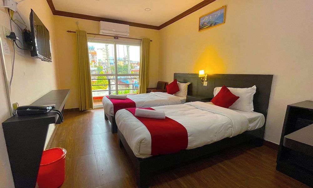 Hotel Juju Deluxe Double or Twin Room, Balcony, City View 5