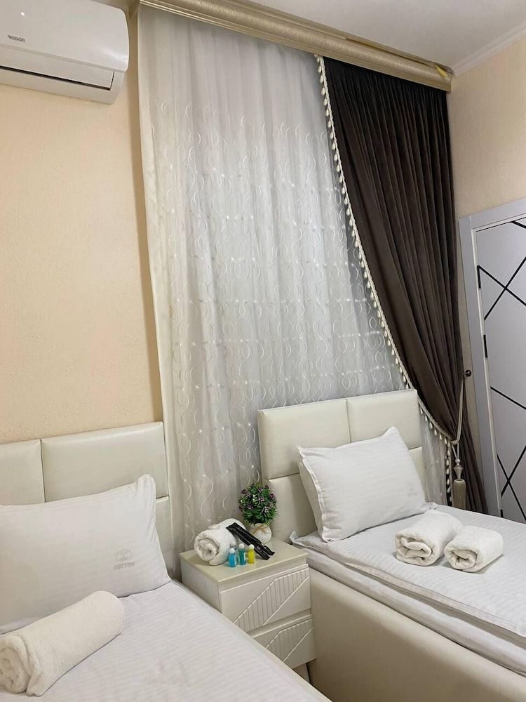 UMMU ROHAT Standard Twin Room 2