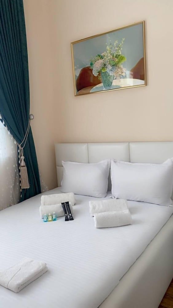 UMMU ROHAT Standard Double Room, City View 4