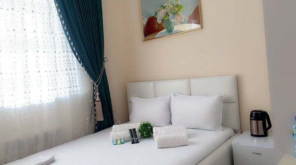 UMMU ROHAT Standard Double Room, City View 3