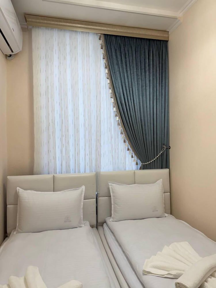 UMMU ROHAT Standard Twin Room 4