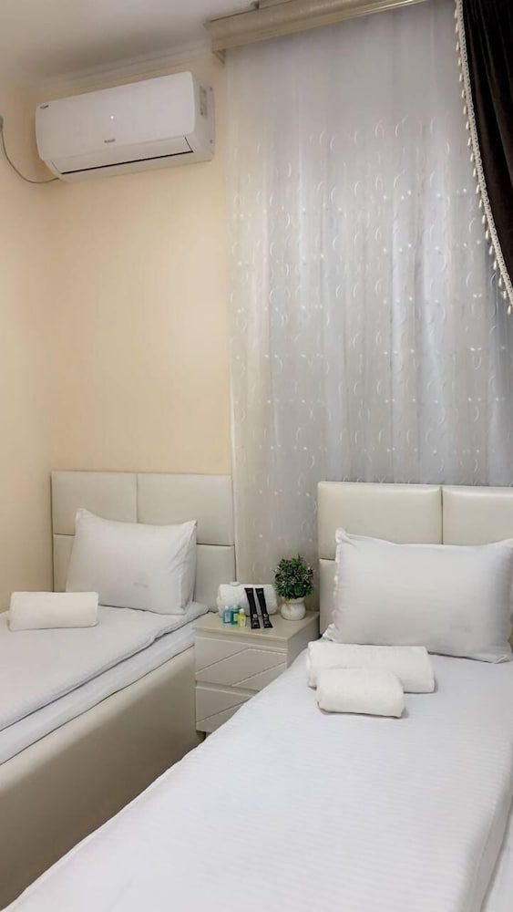 UMMU ROHAT Standard Twin Room 5