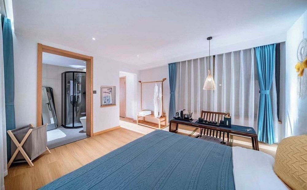 Dali Nanshenan Seaview Resort Villa Family Suite, Sea View