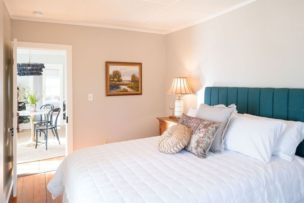 Park House Inn Room 17