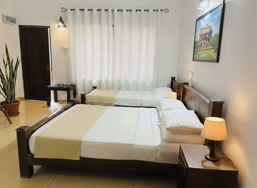 Kingfisher Resort & Retreat - Sigiriya Deluxe Double or Twin Room, Balcony, Garden View