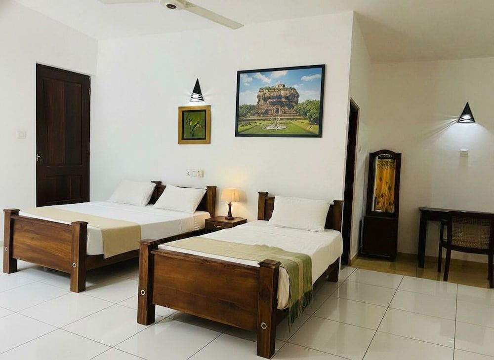 Kingfisher Resort & Retreat - Sigiriya