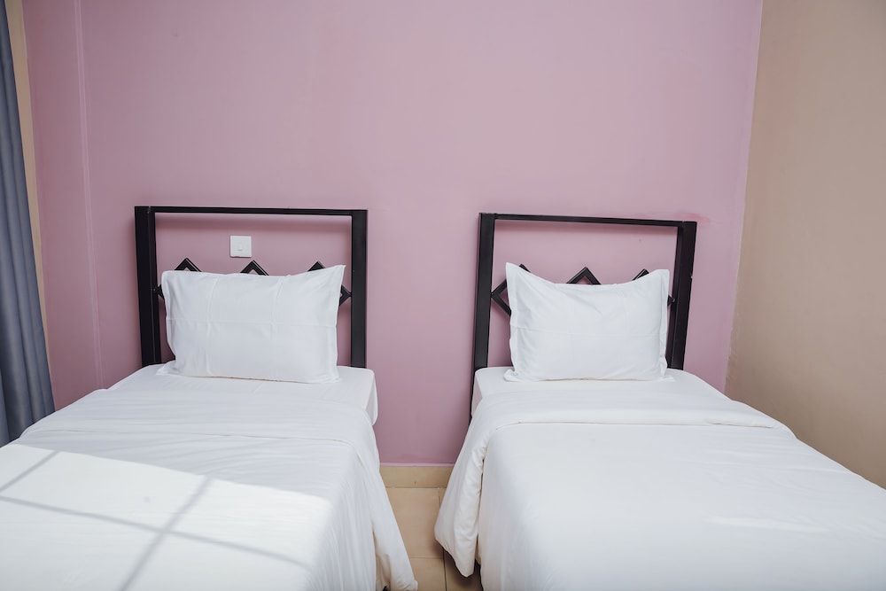 BML Highway Hotel Twin Room