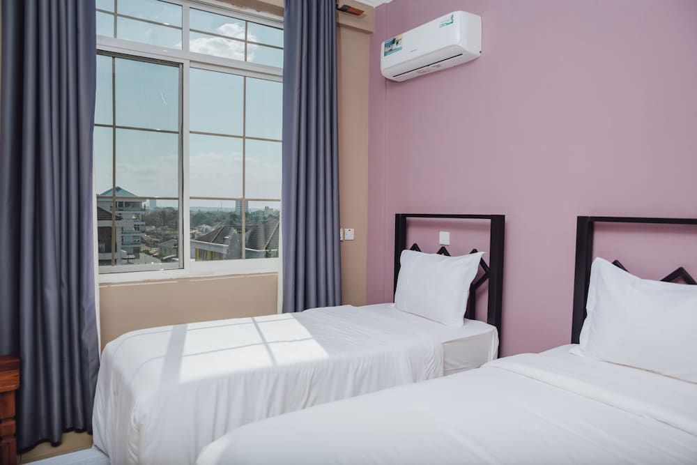 BML Highway Hotel Twin Room 2