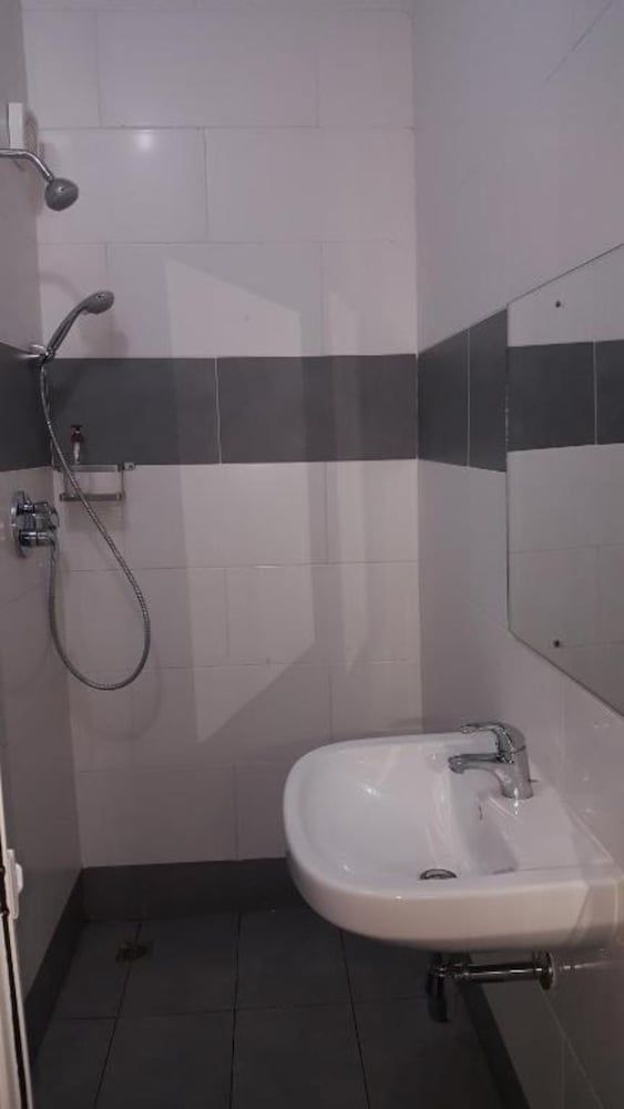 BML Highway Hotel Superior Room 14