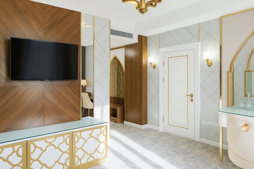 Siab Hotel Luxury Suite, Balcony, Canal View 6