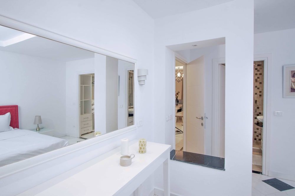 L'onde du Lac - Chic Apartment With Private Suite Apartment, 1 Bedroom, Smoking 8