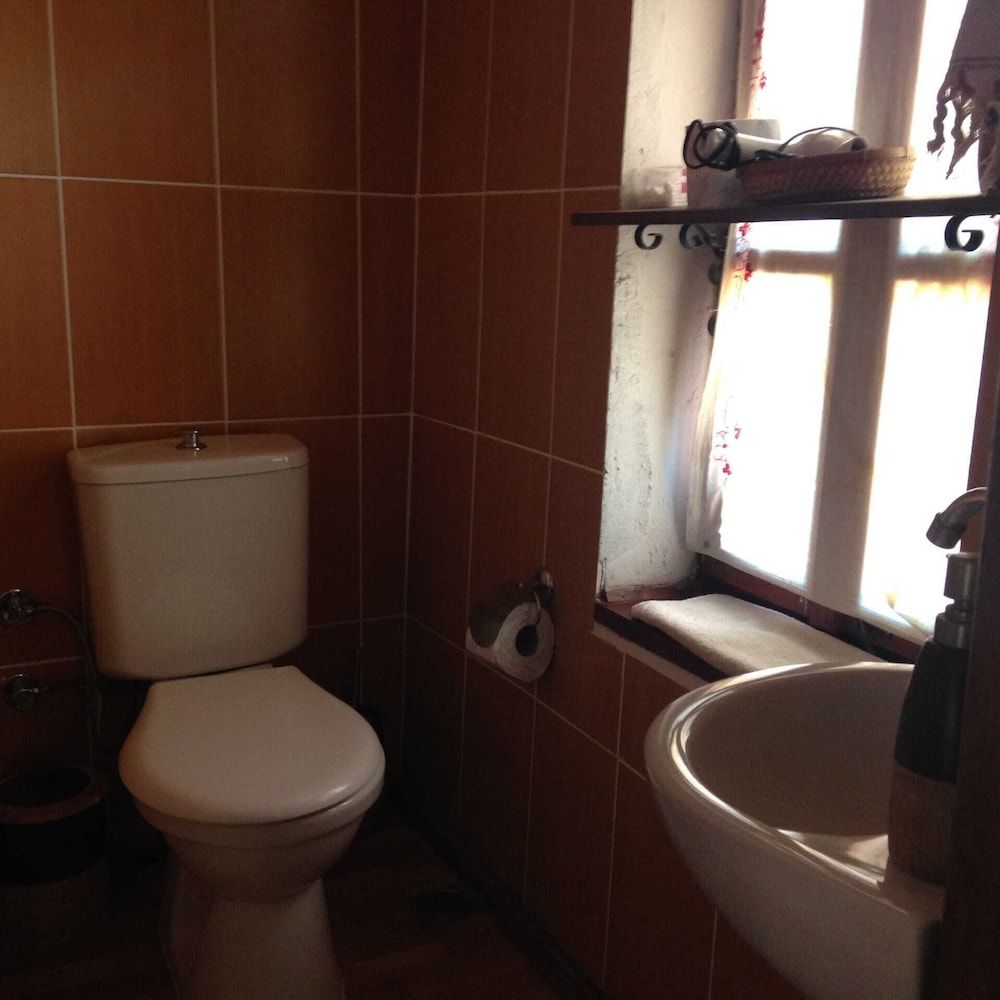 Meglen Konak Family Room 2