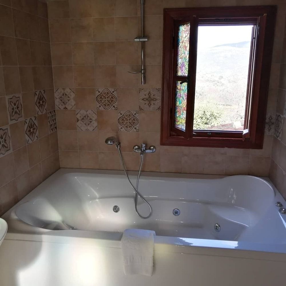 Meglen Konak Romantic Room, 1 Bedroom, Non Smoking, Garden View 8