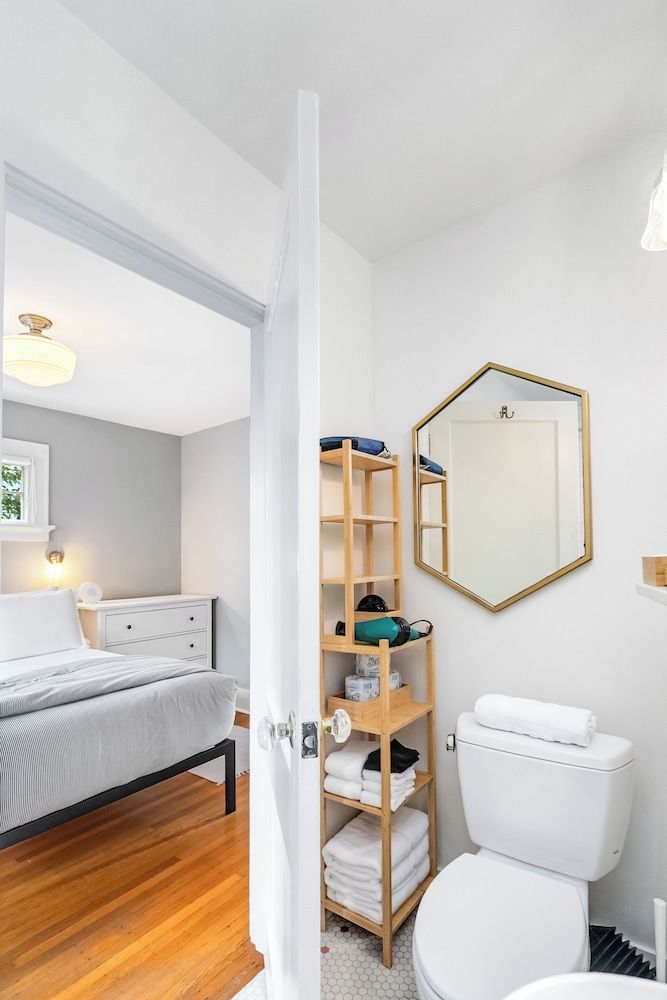 Montlake Hideaway in Spite House Comfort Double Room 4