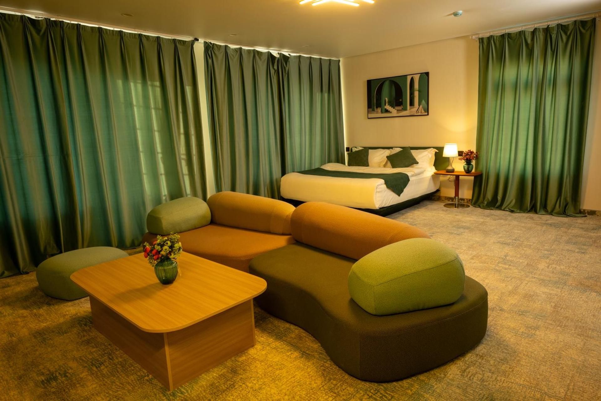 Superior King Room