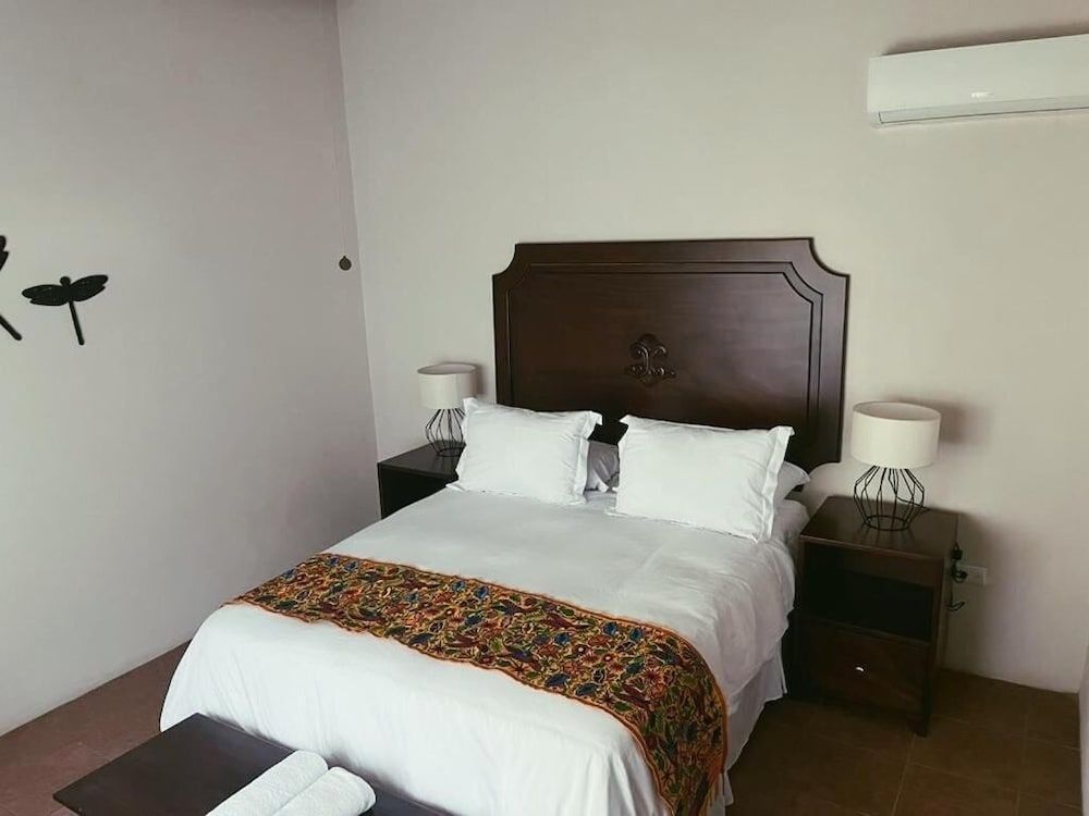 Hacienda Escondida Deluxe Double Room, Patio, Garden View