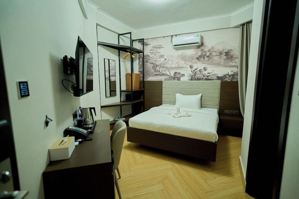 Belmond Hotel Double Room, City View