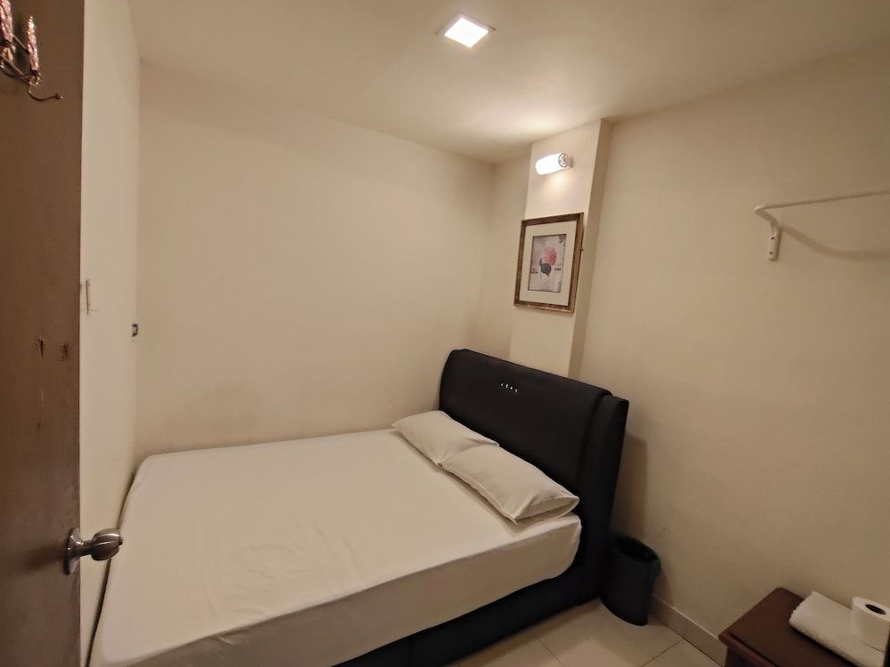 HOTEL NOVA Economy Room, City View 2