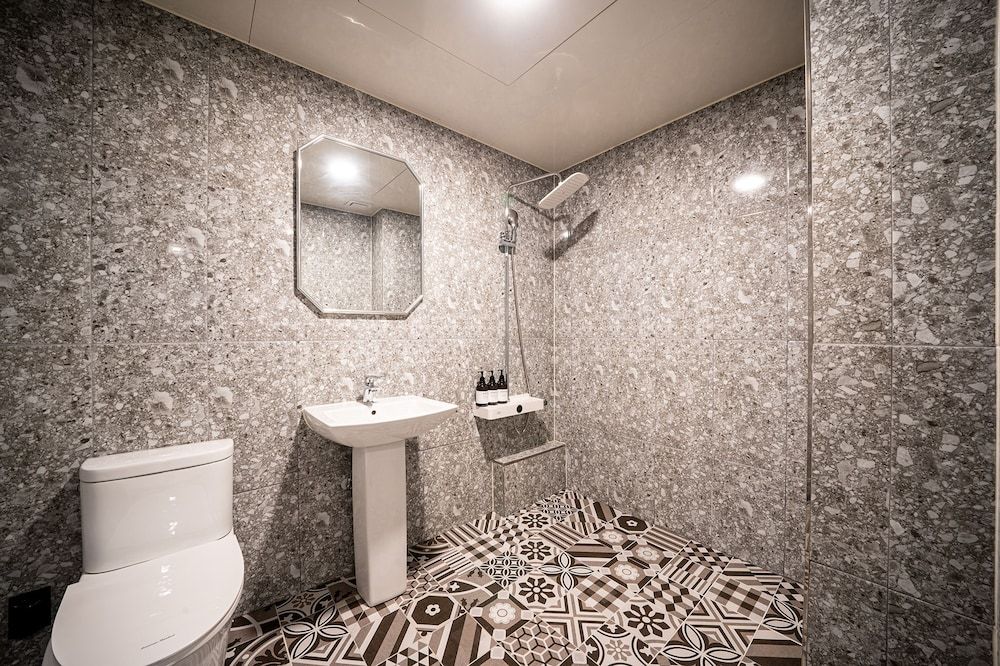 Hotel Bosco Incheon Standard Double Room, City View 2