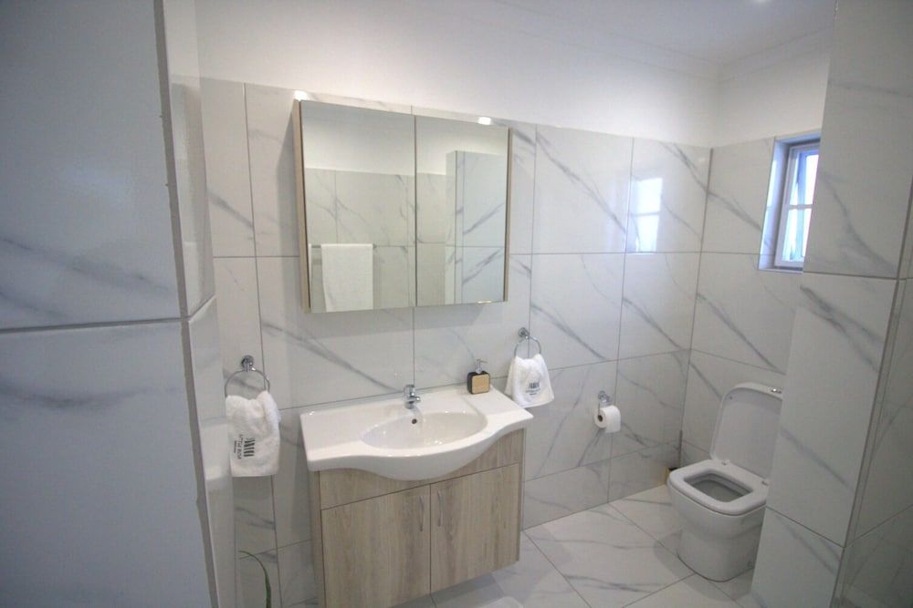 Little Bush Guesthouse Classic Double Room 6