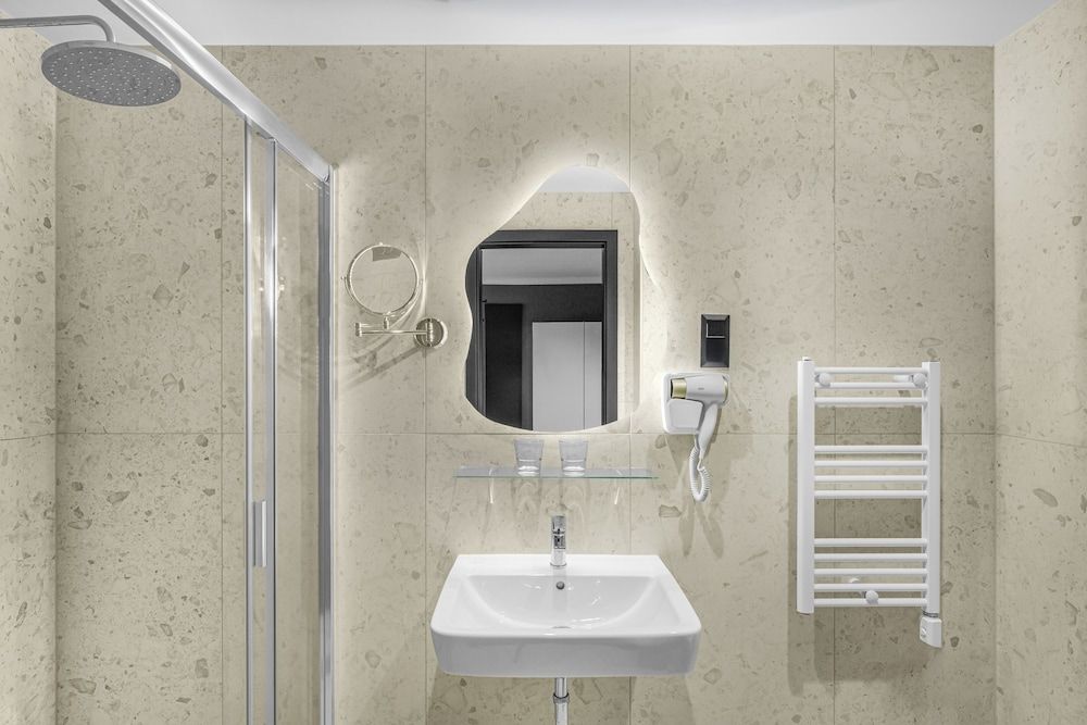 Hotel Allora Standard Double Room 9