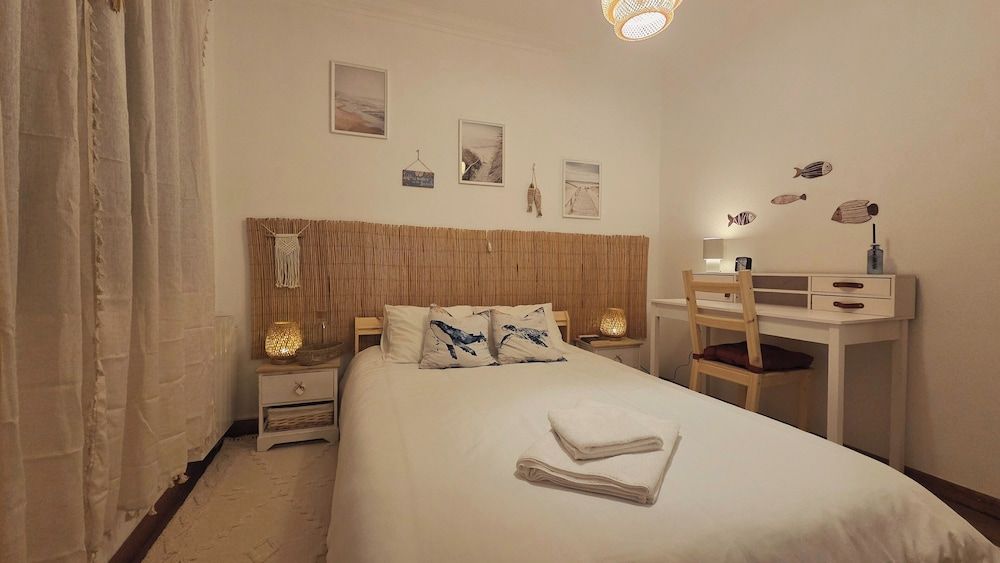 Guest House da Mata Double Room, Courtyard View 6