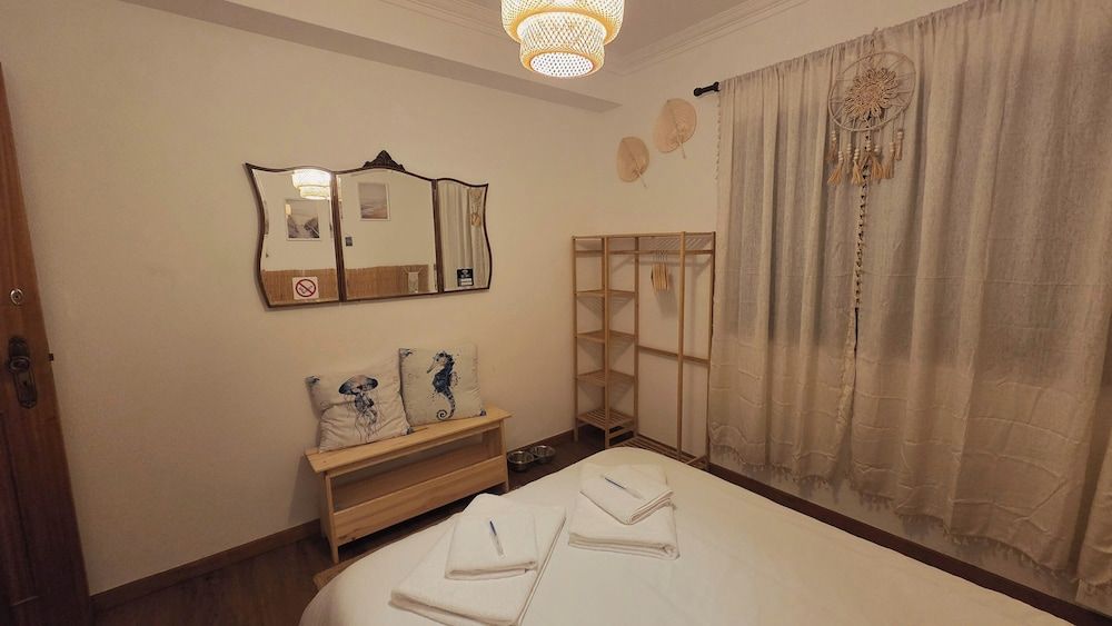 Guest House da Mata Double Room, Courtyard View 4