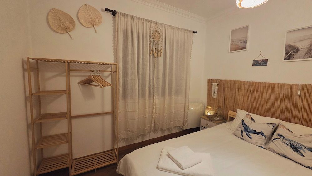 Guest House da Mata Double Room, Courtyard View 5