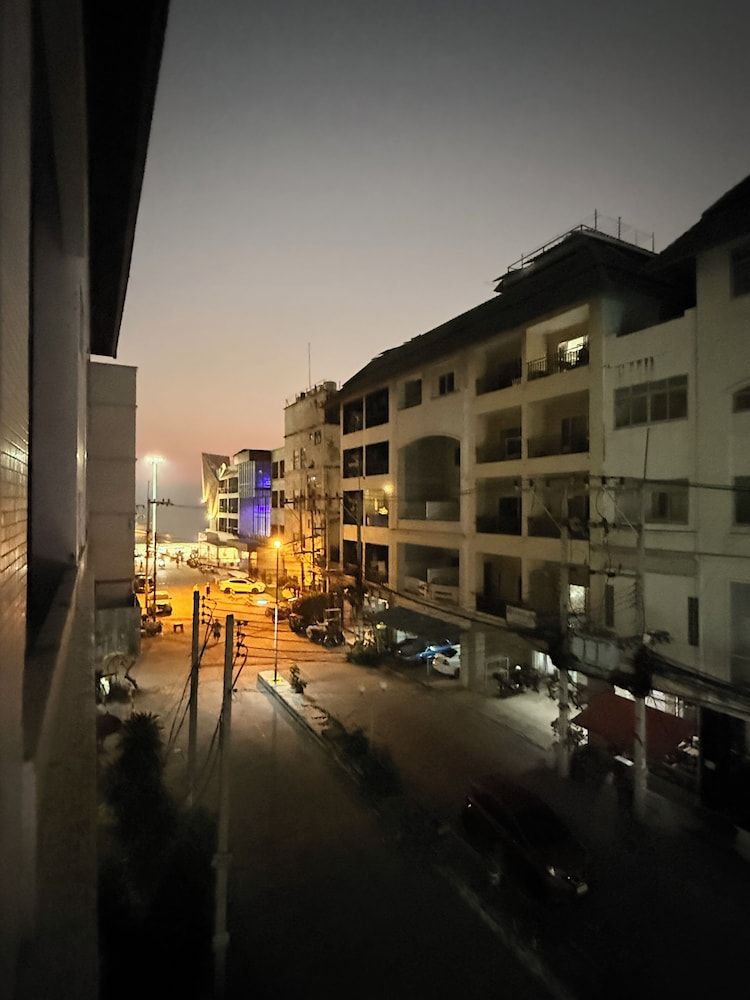 Velora Jomtien Residence Grand Double Room 15