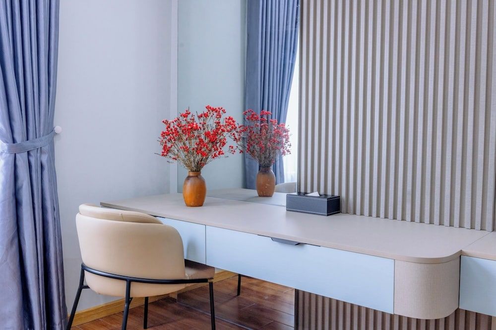 Cannes Hotel Standard Triple Room 5