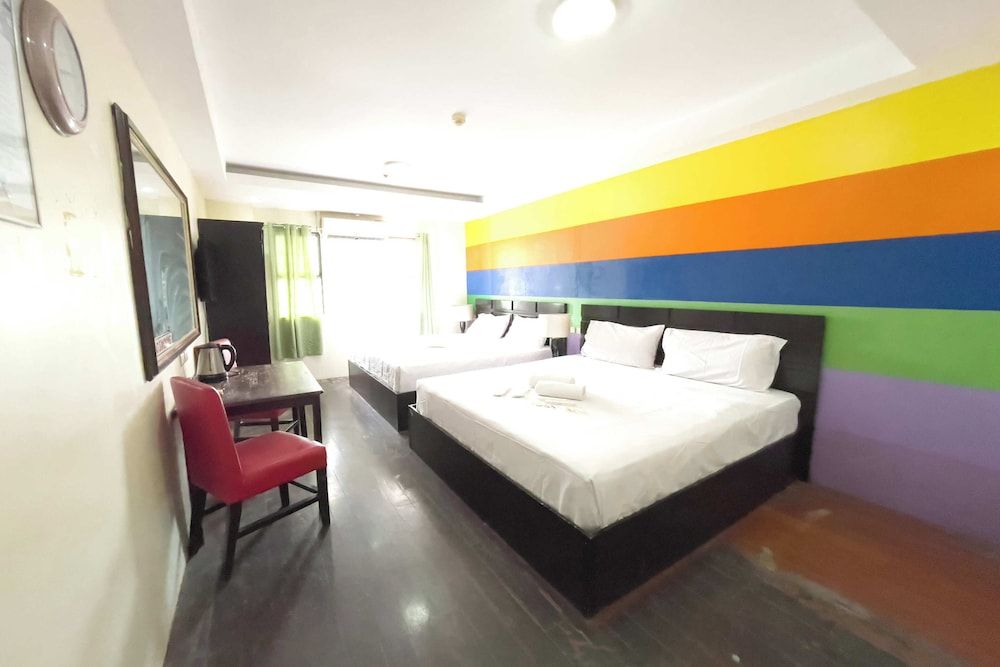 Fave Hotel Angeles City formerly Hotel America Family Room 6