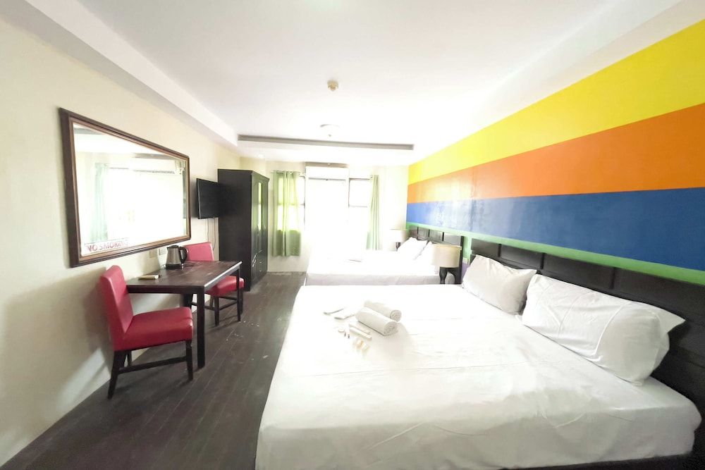 Fave Hotel Angeles City formerly Hotel America Family Room 5