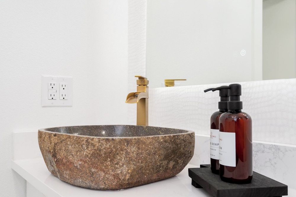 Hereford Motel 5 The Harvick 5