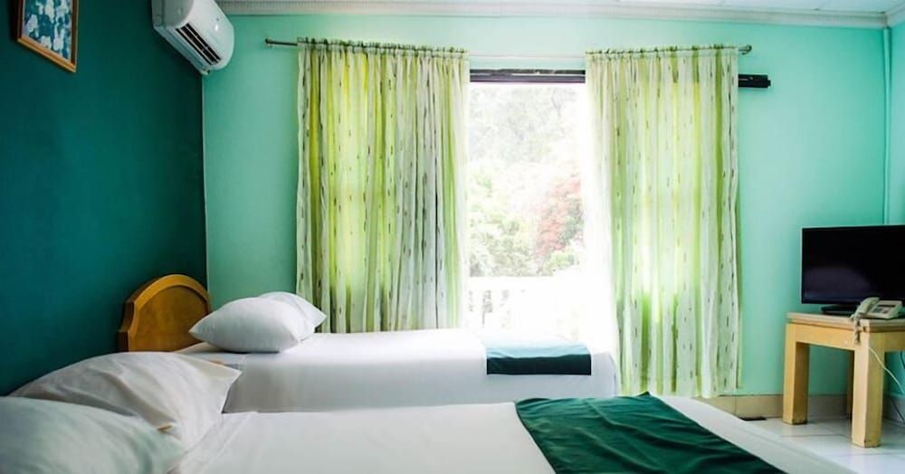 Alicia's Palace Basic Double Room 2