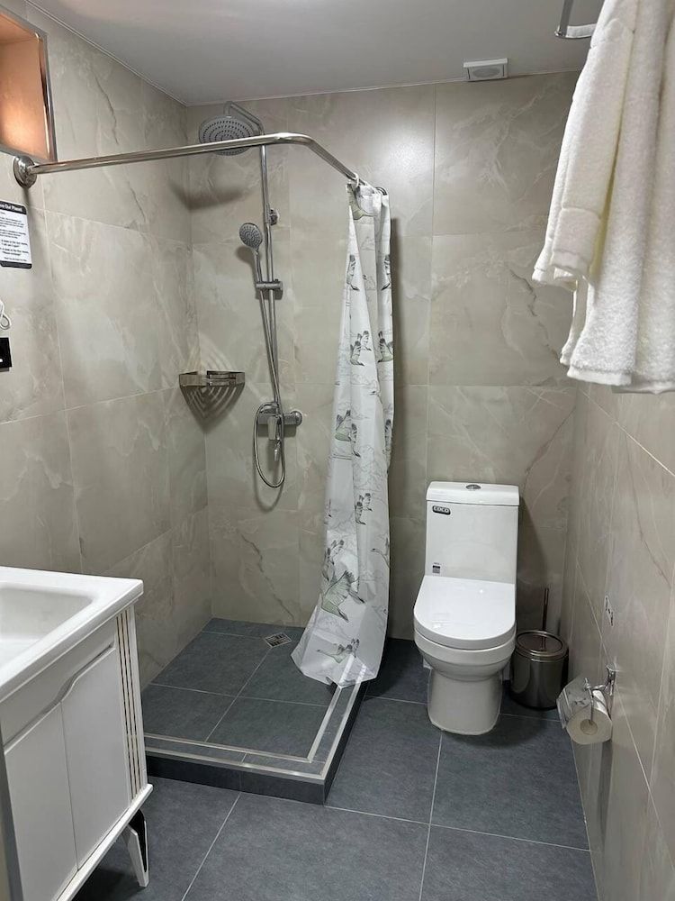 Nifal Guest House Classic Double Room, Courtyard View 6