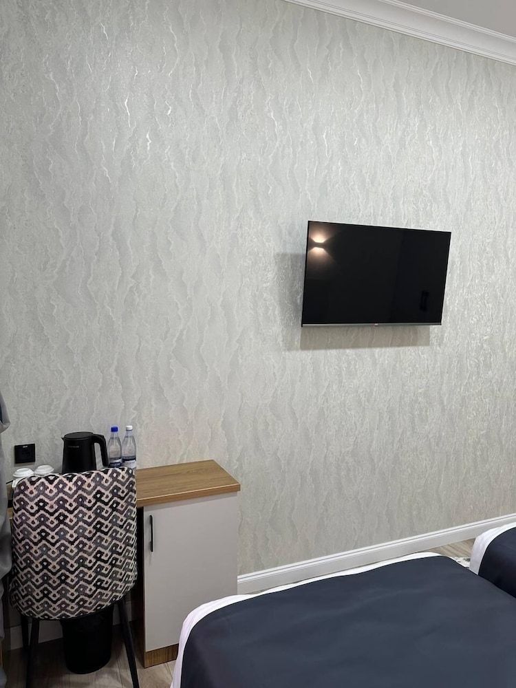 Nifal Guest House Classic Twin Room, City View 8