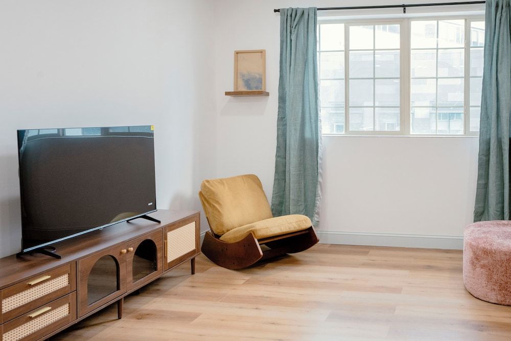 Cozy Stay near Fishtown & City Center Apartment, 2 Bedrooms 121