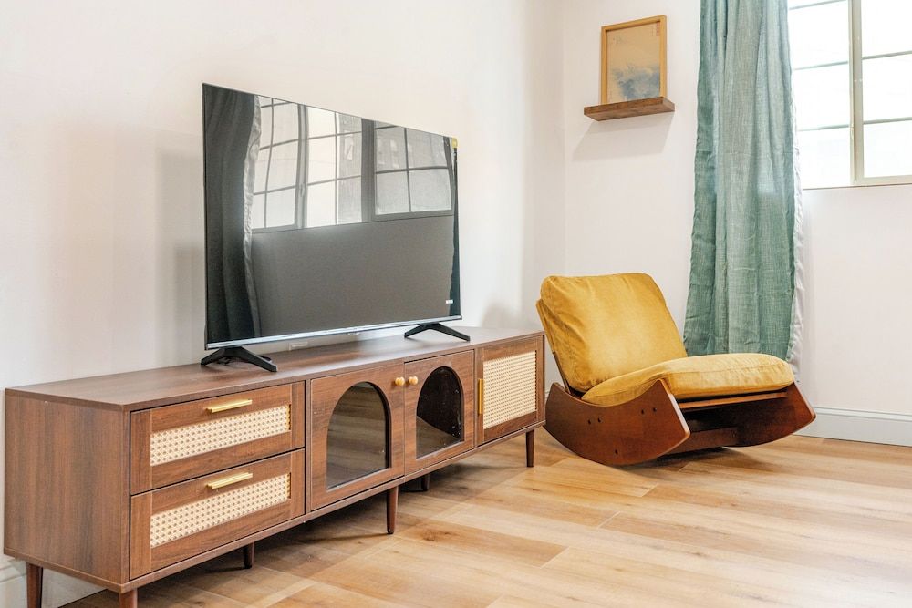 Cozy Stay near Fishtown & City Center Apartment, 2 Bedrooms 100