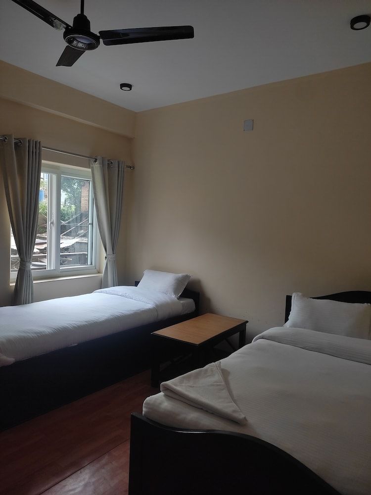 jay sambhoo pumdikot lodge