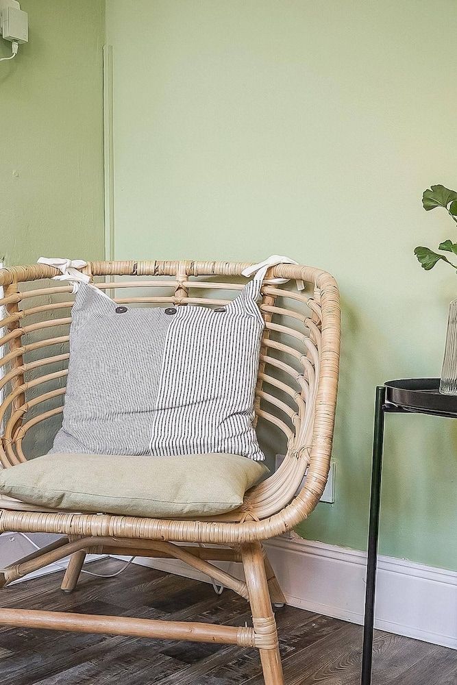 Modern - 2BR Flat Near Easter Road Stadium Apartment, 2 Bedrooms, Accessible 11