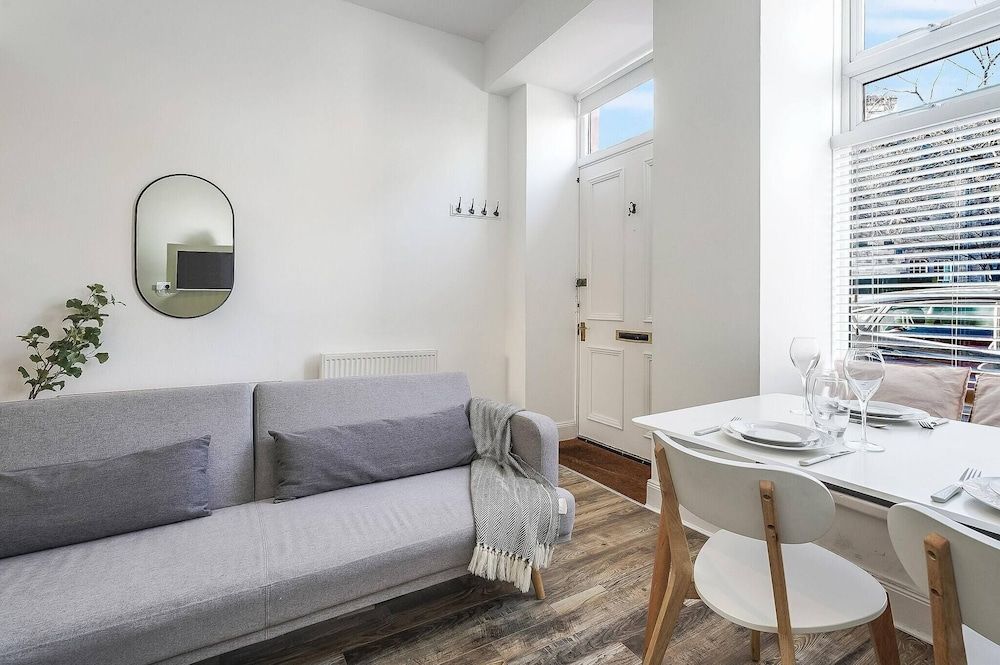 Modern - 2BR Flat Near Easter Road Stadium Apartment, 2 Bedrooms, Accessible 13