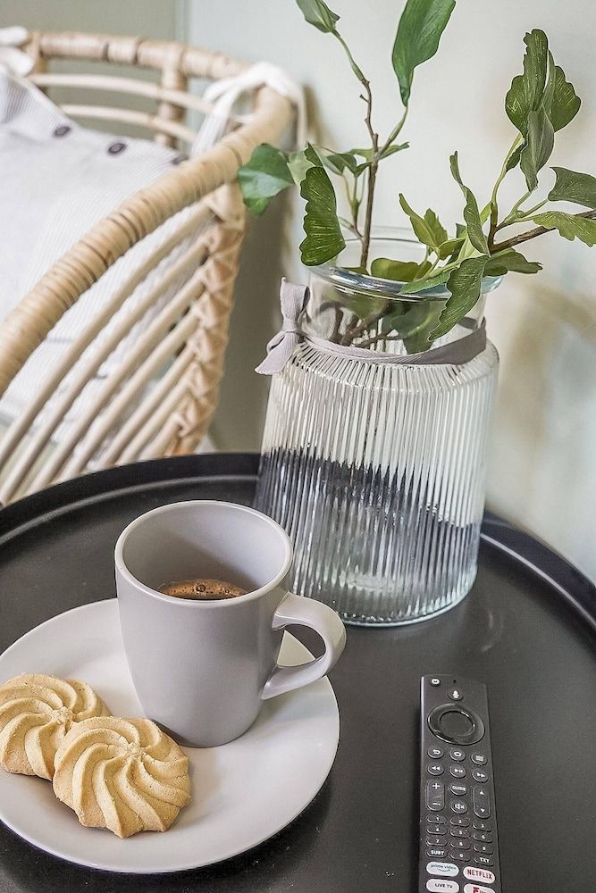 Modern - 2BR Flat Near Easter Road Stadium Apartment, 2 Bedrooms, Accessible 12