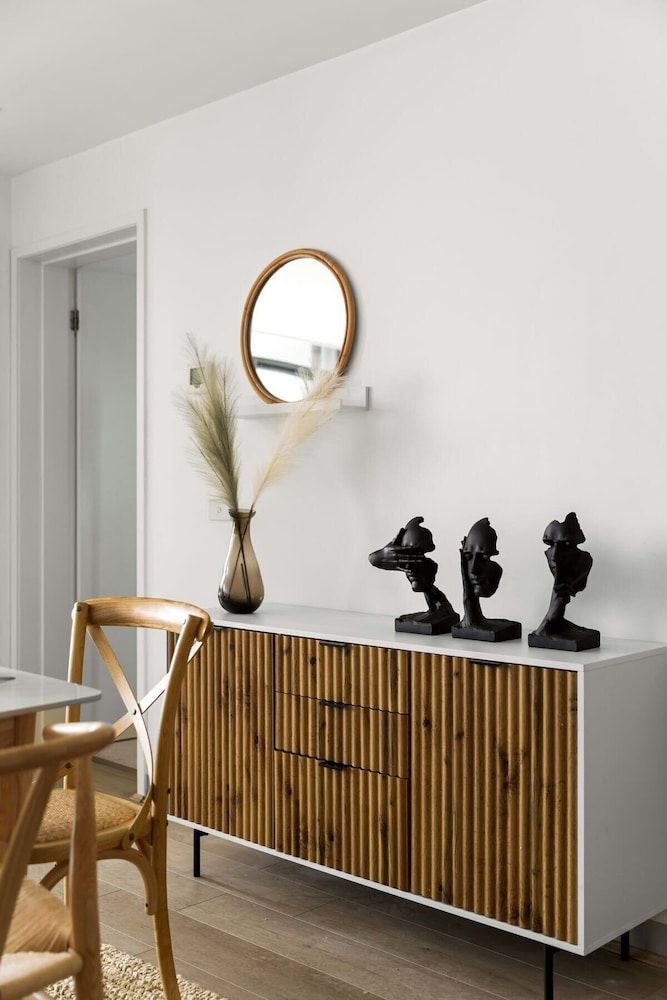 A Lux 2BR Apt Next to Melbourne Uni, Free Parking Apartment (2 Bedrooms) 3