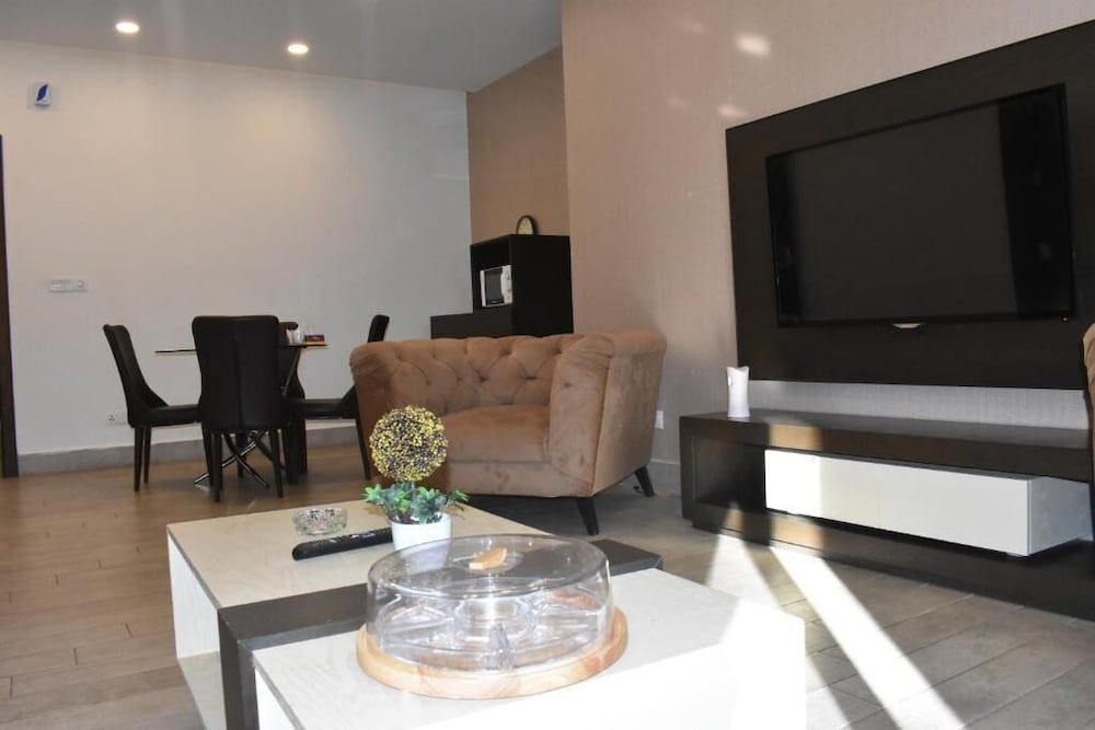 Mehran Lodges Deluxe Double Room, Mountain View 10