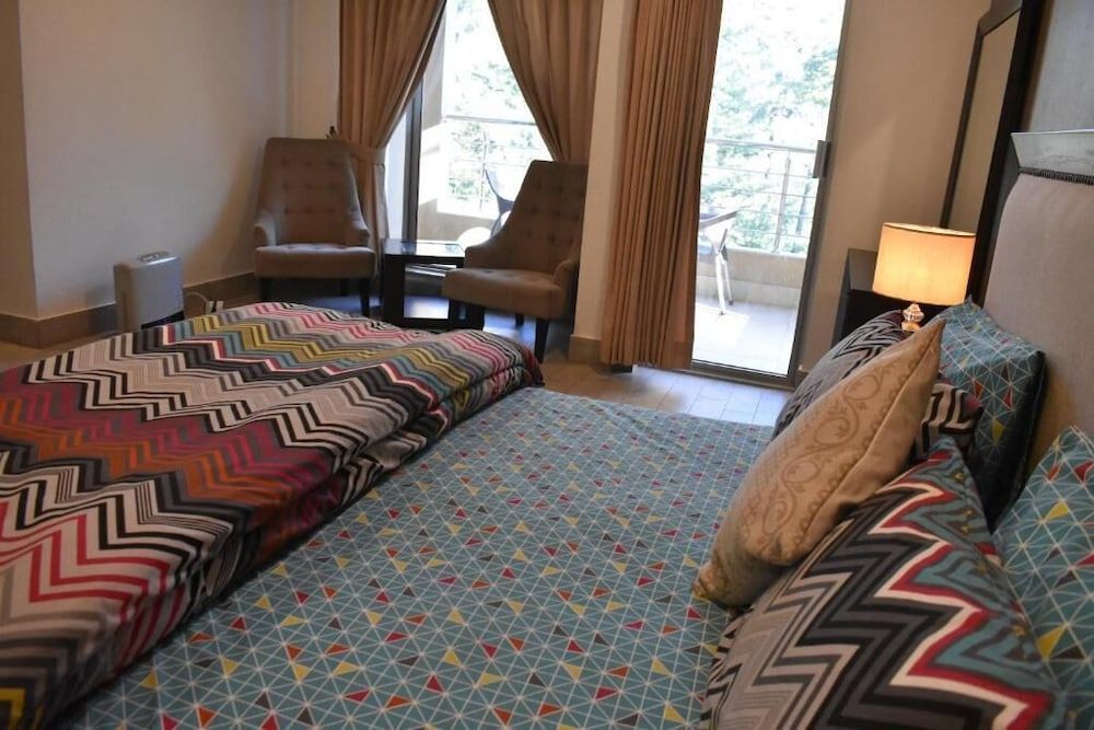 Mehran Lodges Deluxe Double Room, Mountain View 5