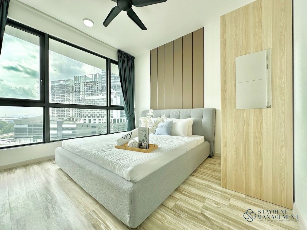 Macrolink Medini Legoland by Stayrene Luxury Duplex, 2 Bedrooms, Balcony, City View