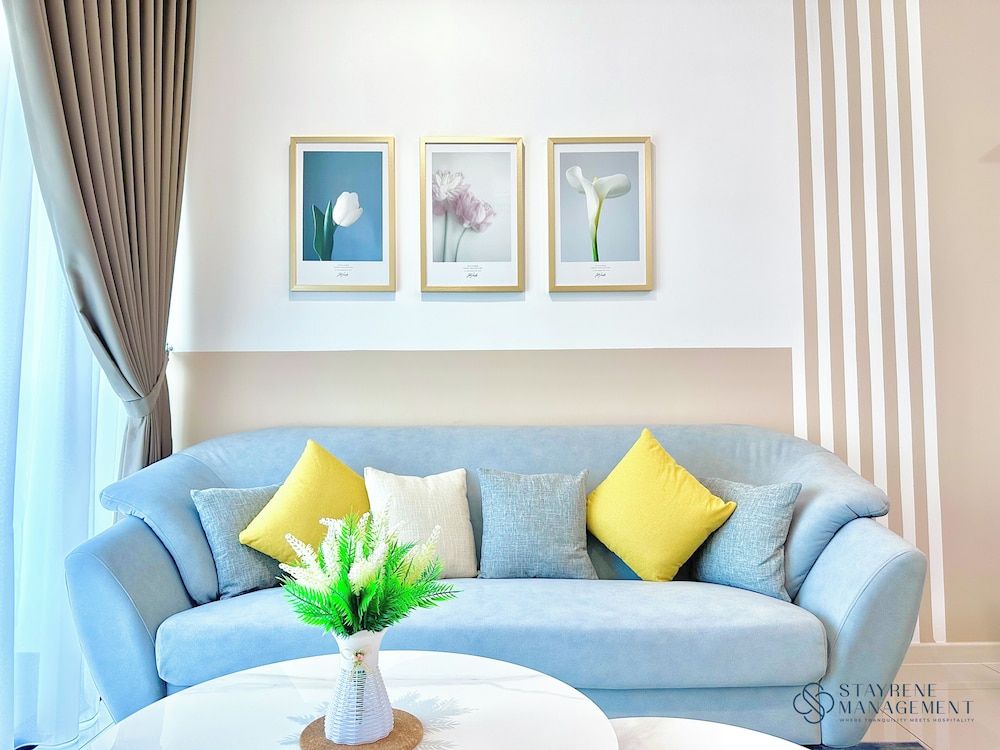 Macrolink Medini Legoland by Stayrene Deluxe Apartment, 2 Bedrooms, Balcony, Lake View